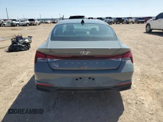2022 Hyundai Elantra SEL z VIN KMHLM4AG4NU305405, wystawiony jako Copart lot #52662805 z przebiegiem 37 329 mil mil oraz Szkoda całkowita • Salvage title. Historia ofert i sprzedaży dostępna na DreamBid. Obrazek 6.