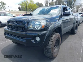 2011 Toyota Tacoma with VIN 3TMLU4EN5BM075967, listed as a IAAI auction lot 42228409 with 158,241 mi miles and . Bid and sale history available at DreamBid. Image 2.