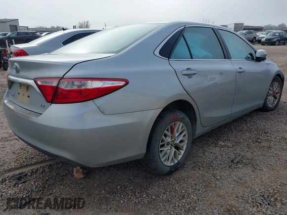 2017 Toyota Camry XLE with VIN 4T1BF1FK7HU806505, listed as a IAAI auction lot 41102232 with 283,498 mi miles. Bid and sale history available at carsss.com. Image 4.
