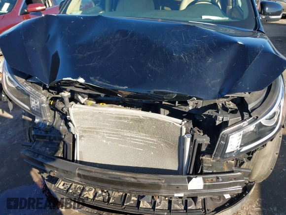 2019 Kia Sedona EX with VIN KNDMB5C10K6533494, listed as a IAAI auction lot 41798853 with 52,114 mi miles. Bid and sale history available at carsss.com. Image 6.