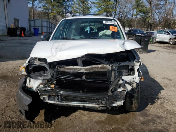 2006 Ford Escape XLS with VIN 1FMYU02Z46KB46719, listed as a Copart auction lot 44072045 with 0 mi miles and Salvage Title. Bid and sale history available at carsss.com. Image 5.