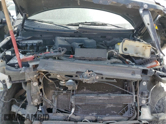 2014 Ford F-150 z VIN 1FTFX1E6XEFA37795, wystawiony jako Copart lot #49431105 z przebiegiem 136 250 mil mil oraz Szkoda całkowita • Salvage title. Historia ofert i sprzedaży dostępna na DreamBid. Obrazek 11.