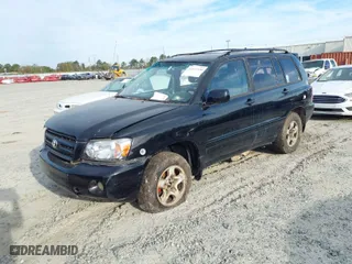 2007 Toyota Highlander with VIN JTEGD21A270158030, listed as a IAAI auction lot 41872550 with 261,250 mi miles. Bid and sale history available at carsss.com. Image 2.