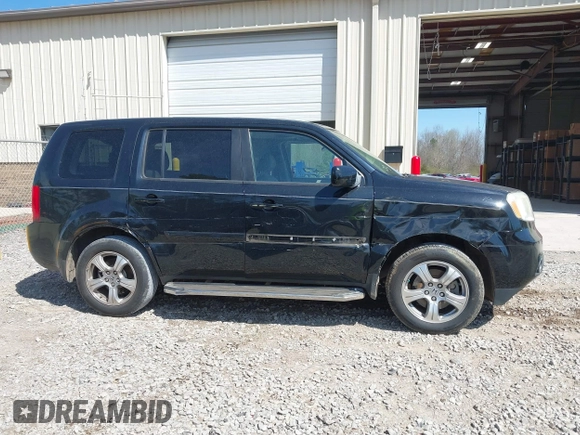 2014 Honda Pilot EX-L with VIN 5FNYF3H78EB003547, listed as a IAAI auction lot 41857061 with 192,371 mi miles and . Bid and sale history available at carsss.com. Image 13.