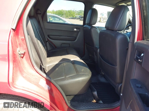 2010 Ford Escape Limited с VIN 1FMCU9EG0AKD06905, выставлен на аукционе IAAI как лот 42389127 с пробегом 116 672 миль миль и . История ставок и продаж доступна на DreamBid. Изображение 8.