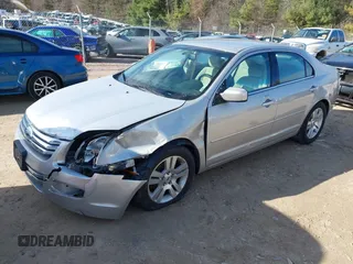2008 Ford Fusion SEL with VIN 3FAHP08138R220505, listed as a IAAI auction lot 41878710 with 179,565 mi miles. Bid and sale history available at carsss.com. Image 2.