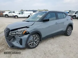 2023 Nissan Kicks SV with VIN 3N1CP5CV8PL471925, listed as a Copart auction lot 49339785 with 19,490 mi miles and Salvage Title. Bid and sale history available at carsss.com. Image 1.