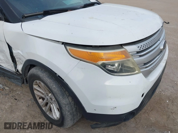 2015 Ford Explorer XLT with VIN 1FM5K7D84FGB07444, listed as a IAAI auction lot 41632589 with 196,889 mi miles and . Bid and sale history available at carsss.com. Image 20.