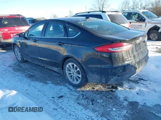 2019 Ford Fusion SE with VIN 3FA6P0HD6KR282490, listed as a IAAI auction lot 41379092 with 46,069 mi miles. Bid and sale history available at carsss.com. Image 3.