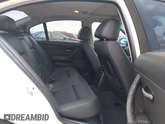 2008 BMW 3 Series 328i with VIN WBAVA37518NL53526, listed as a IAAI auction lot 41956298 with 208,586 mi miles and . Bid and sale history available at DreamBid. Image 8.