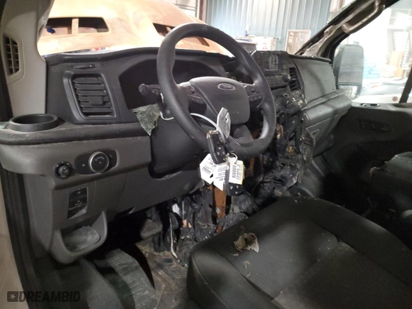 2021 Ford Transit Cargo Van with VIN 1FTBR1Y8XMKA57086, listed as a Copart auction lot 41870105 with 0 mi miles and Salvage Title. Bid and sale history available at carsss.com. Image 8.