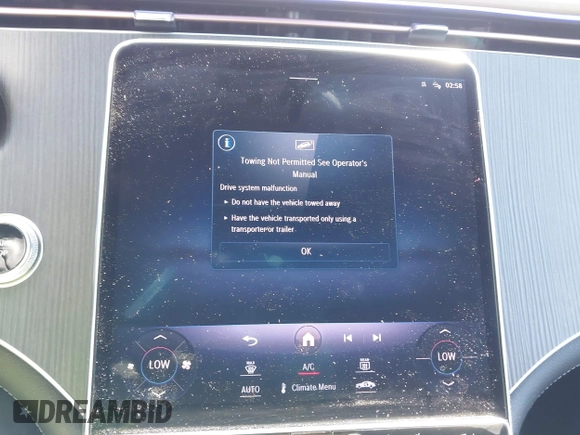 2023 Mercedes-Benz EQE 350+ z VIN 4JGGM2BB9PA014606, wystawiony jako IAAI lot #41814659 z przebiegiem 11 889 mil mil oraz . Historia ofert i sprzedaży dostępna na DreamBid. Obrazek 18.