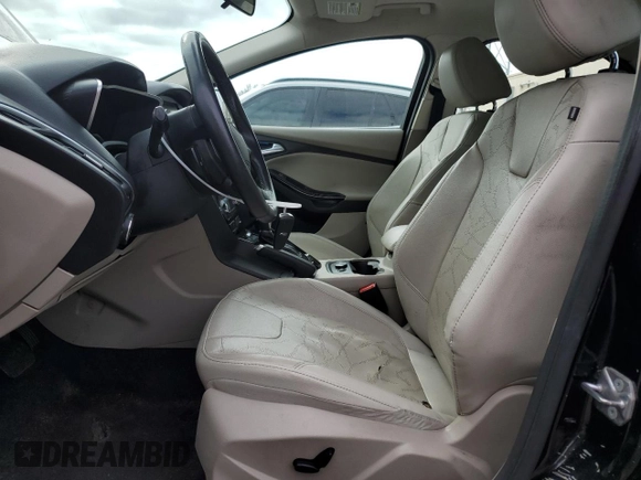 2014 Ford Focus Electric with VIN 1FADP3R41EL350530, listed as a Copart auction lot 42652785 with 118,334 mi miles and Clean title. Bid and sale history available at DreamBid. Image 7.