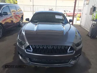 2017 Ford Mustang EcoBoost z VIN 1FA6P8TH9H5215435, wystawiony jako IAAI lot #42531715 z przebiegiem 81 730 mil mil oraz . Historia ofert i sprzedaży dostępna na DreamBid. Obrazek 12.