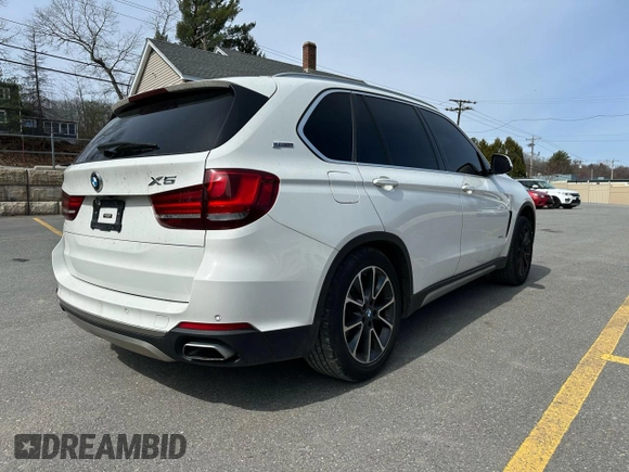 2018 BMW X5 xDrive40e iPerformance with VIN 5UXKT0C56J0W03350, listed as a Copart auction lot 51878005 with 48,419 mi miles and Clean Title. Bid and sale history available at carsss.com. Image 3.
