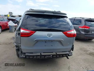 2015 Toyota Sienna XLE with VIN 5TDYK3DC1FS611521, listed as a IAAI auction lot 42136356 with 102,734 mi miles. Bid and sale history available at carsss.com. Image 17.