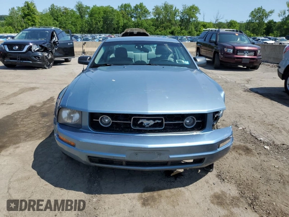 2007 Ford Mustang Deluxe with VIN 1ZVHT80N275327594, listed as a Copart auction lot 58373975 with 123,031 mi miles and Salvage title. Bid and sale history available at DreamBid. Image 5.