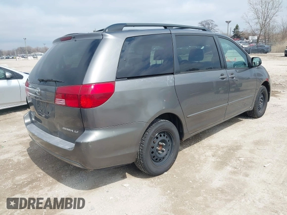 2005 Toyota Sienna CE with VIN 5TDZA23C35S308645, listed as a IAAI auction lot 42018335 with 228,214 mi miles. Bid and sale history available at carsss.com. Image 4.