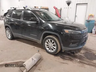 2019 Jeep Cherokee Latitude with VIN 1C4PJLCB7KD175755, listed as a IAAI auction lot 40954585 with 88,583 mi miles. Bid and sale history available at carsss.com. Image 1.
