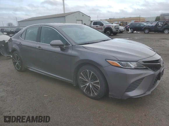 2018 Toyota Camry LE с VIN 4T1B11HK3JU126232, выставлен на аукционе Copart как лот 81671814 с пробегом 126 836 миль миль и Чистый • Clean title. История ставок и продаж доступна на DreamBid. Изображение 4.