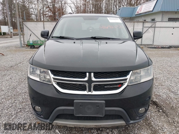 2014 Dodge Journey SXT with VIN 3C4PDCBG1ET142687, listed as a IAAI auction lot 41698232 with 170,521 mi miles. Bid and sale history available at carsss.com. Image 6.