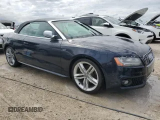 2010 Audi S5 Premium Plus z VIN WAUCGAFH5AN015591, wystawiony jako Copart lot #74314074 z przebiegiem Nie podano mil oraz Nie do naprawy. Historia ofert i sprzedaży dostępna na DreamBid. Obrazek 4.