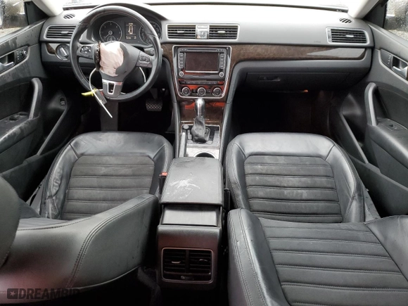 2015 Volkswagen Passat 2.0L TDI SEL Premium with VIN 1VWCV7A39FC068835, listed as a Copart auction lot 48577075 with 136,708 mi miles and Salvage Title. Bid and sale history available at carsss.com. Image 8.