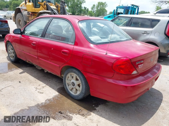 2003 Kia Spectra z VIN KNAFB121335301950, wystawiony jako IAAI lot #42433395 z przebiegiem 101 534 mil mil oraz . Historia ofert i sprzedaży dostępna na DreamBid. Obrazek 3.