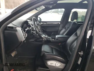 2016 Porsche Cayenne S E-Hybrid with VIN WP1AE2A26GLA17555, listed as a Copart auction lot 44078415 with 56,830 mi miles and Clean title. Bid and sale history available at DreamBid. Image 7.