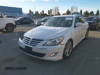 2013 Hyundai Genesis 3.8L with VIN KMHGC4DD0DU237513, listed as a IAAI auction lot 41329930 with 186,770 mi miles and . Bid and sale history available at DreamBid. Image 18.