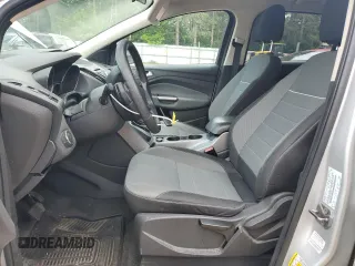 2013 Ford Escape SE z VIN 1FMCU9G90DUA34122, wystawiony jako Copart lot #60875735 z przebiegiem 174 118 mil mil oraz Szkoda całkowita • Salvage title. Historia ofert i sprzedaży dostępna na DreamBid. Obrazek 7.