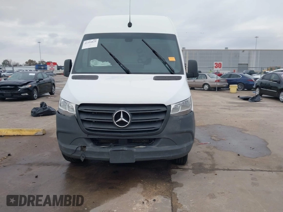 2021 Mercedes-Benz Sprinter Cargo with VIN W1Y4ECHY8MT079254, listed as a IAAI auction lot 41394825 with 301,811 mi miles and . Bid and sale history available at carsss.com. Image 12.