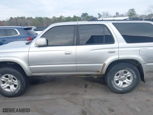2001 Toyota 4Runner SR5 with VIN JT3GN86R410210918, listed as a IAAI auction lot 41607086 with 267,219 mi miles. Bid and sale history available at carsss.com. Image 14.