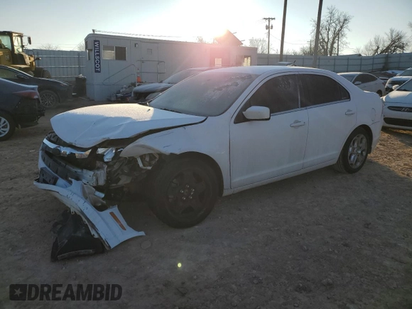 2010 Ford Fusion SE with VIN 3FAHP0HA2AR342245, listed as a Copart auction lot 88490065 with 144,800 mi miles and Salvage Title. Bid and sale history available at carsss.com. Image 1.