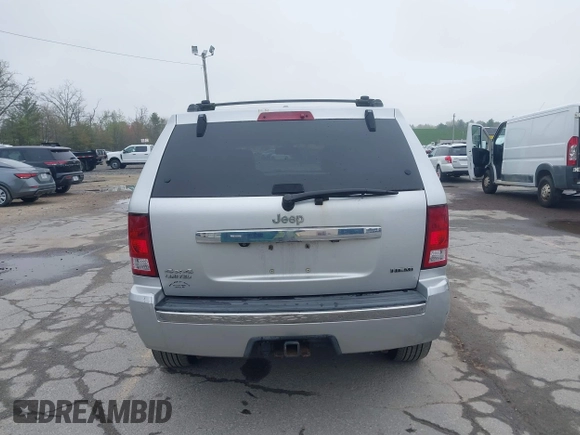 2010 Jeep Grand Cherokee Limited with VIN 1J4RR5GT5AC137889, listed as a IAAI auction lot 42182066 with 173,820 mi miles and . Bid and sale history available at DreamBid. Image 16.