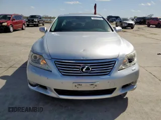2011 Lexus LS 460 z VIN JTHBL5EF2B5102883, wystawiony jako Copart lot #49342705 z przebiegiem 94 082 mil mil oraz Czysty tytuł • Clean title. Historia ofert i sprzedaży dostępna na DreamBid. Obrazek 5.