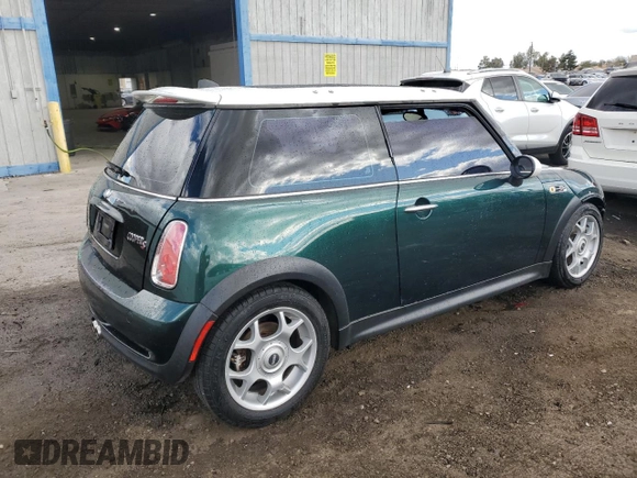 2005 MINI Hardtop S с VIN WMWRE33455TD92892, выставлен на аукционе Copart как лот 47992575 с пробегом 254 016 миль миль и Чистый • Clean title. История ставок и продаж доступна на DreamBid. Изображение 3.