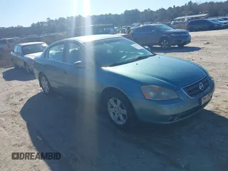 2002 Nissan Altima S with VIN 1N4AL11DX2C160462, listed as a IAAI auction lot 41581995 with 93,145 mi miles. Bid and sale history available at carsss.com. Image 1.
