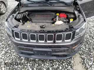 2020 Jeep Compass Latitude with VIN 3C4NJDBB2LT228128, listed as a Copart auction lot 57214605 with 46,218 mi miles and Salvage title. Bid and sale history available at DreamBid. Image 12.