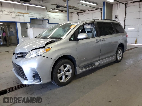 2019 Toyota Sienna LE Auto Access Seat with VIN 5TDKZ3DC6KS012190, listed as a Copart auction lot 54215005 with 70,332 mi miles and Salvage title. Bid and sale history available at DreamBid. Image 1.