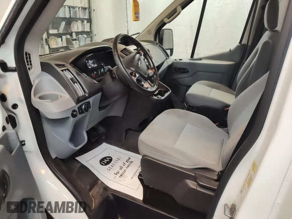 2017 Ford Transit z VIN 1FTYR2XM3HKB18931, wystawiony jako IAAI lot #42651865 z przebiegiem 142 641 mil mil oraz . Historia ofert i sprzedaży dostępna na DreamBid. Obrazek 8.