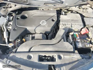 2014 Nissan Altima 2.5 SV with VIN 1N4AL3AP8EC293098, listed as a IAAI auction lot 41624694 with 259,608 mi miles. Bid and sale history available at carsss.com. Image 10.