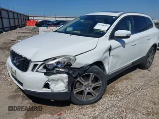2012 Volvo XC60 3.0L with VIN YV4902DZ5C2250786, listed as a IAAI auction lot 41758295 with 170,725 mi miles. Bid and sale history available at carsss.com. Image 6.