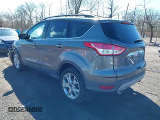 2013 Ford Escape SEL with VIN 1FMCU9H97DUD30608, listed as a IAAI auction lot 41800073 with 102,180 mi miles. Bid and sale history available at carsss.com. Image 3.