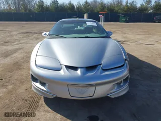 1998 Pontiac Firebird with VIN 2G2FS22K2W2211663, listed as a IAAI auction lot 41790845 with 237,098 mi miles. Bid and sale history available at carsss.com. Image 12.
