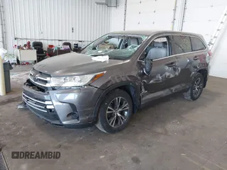 2017 Toyota Highlander LE with VIN 5TDBZRFH8HS386143, listed as a IAAI auction lot 42233604 with 44,507 mi miles and . Bid and sale history available at DreamBid. Image 2.