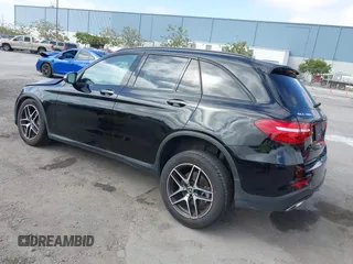 2019 Mercedes-Benz GLC 300 с VIN WDC0G4KB8KV193158, выставлен на аукционе IAAI как лот 42467565 с пробегом 45 798 миль миль и . История ставок и продаж доступна на DreamBid. Изображение 3.