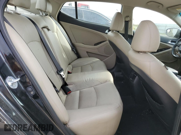 2015 Kia Optima EX z VIN KNAGN4AD9F5080044, wystawiony jako Copart lot #53201485 z przebiegiem 175 632 mil mil oraz Szkoda całkowita • Salvage title. Historia ofert i sprzedaży dostępna na DreamBid. Obrazek 10.
