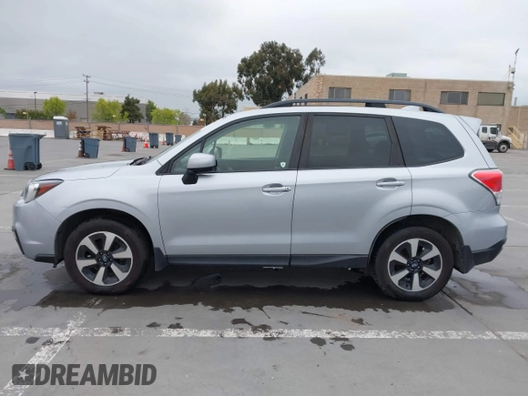 2018 Subaru Forester Premium with VIN JF2SJAGC0JH611355, listed as a IAAI auction lot 42062683 with 111,109 mi miles. Bid and sale history available at carsss.com. Image 14.