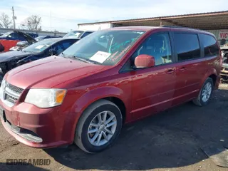 2015 Dodge Grand Caravan SXT Plus with VIN 2C4RDGCG0FR585027, listed as a IAAI auction lot 41581723 with 195,601 mi miles. Bid and sale history available at carsss.com. Image 2.
